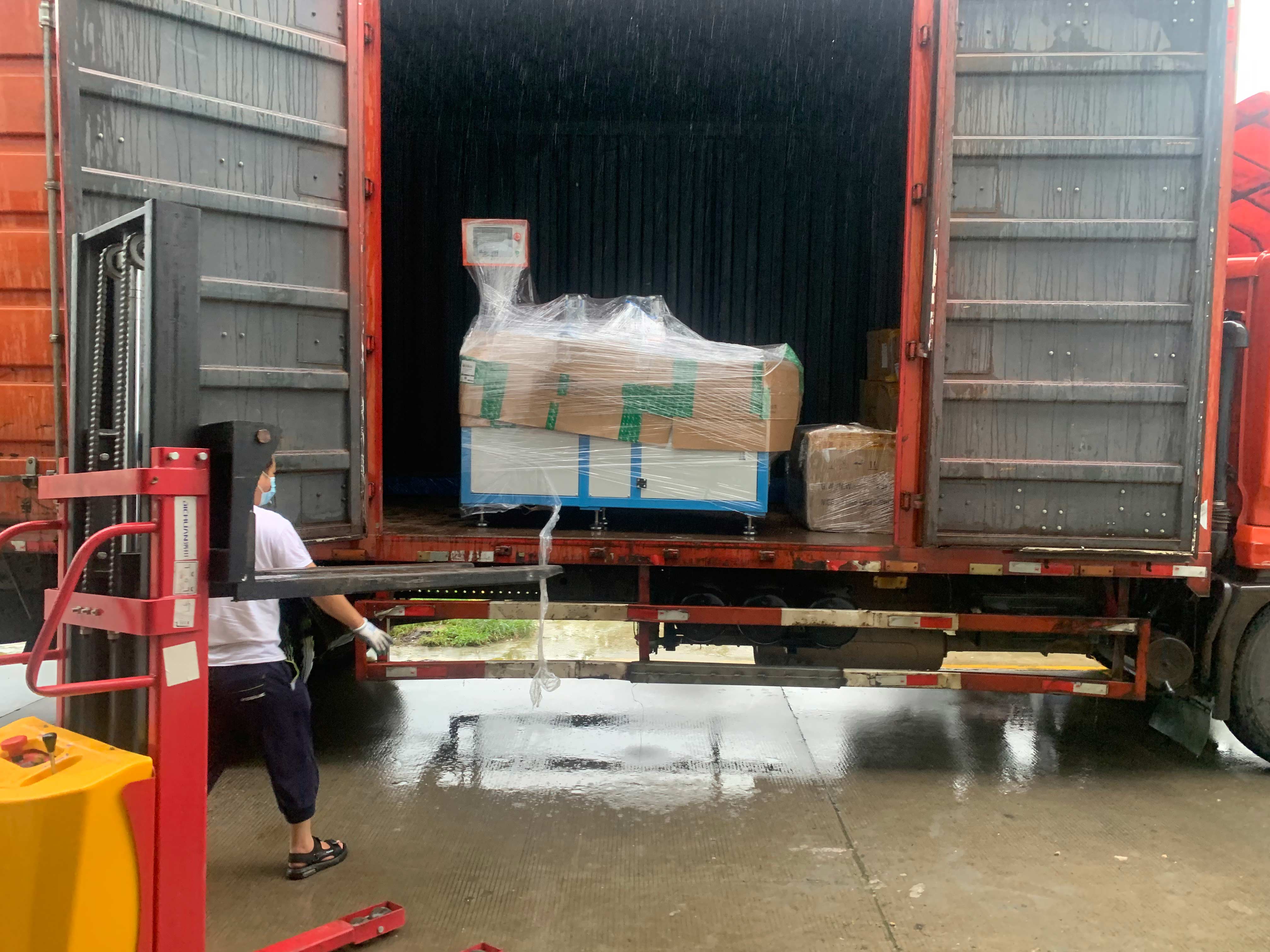 【杭州】傳感器型材1.1米-2.5米切割，全自動切鋁機SDY-Q300L加長版滿足需求