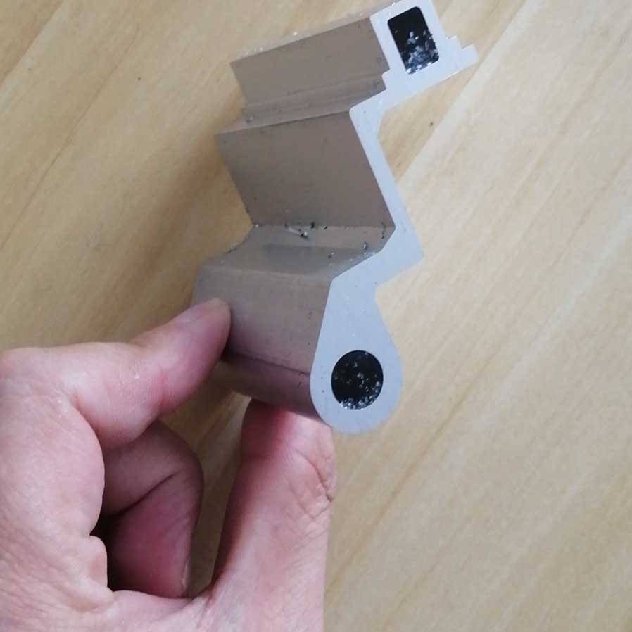 【安徽】鋁合金合頁切割選擇SDY-Q300全自動切鋁機,試切滿意就下單