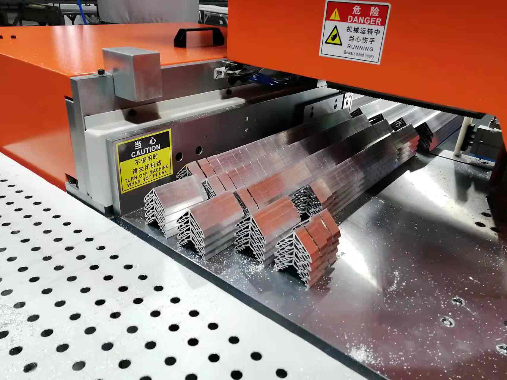 分離式450切割機(jī)設(shè)備鋸切角碼 分離式450切割機(jī)設(shè)備鋸切角碼