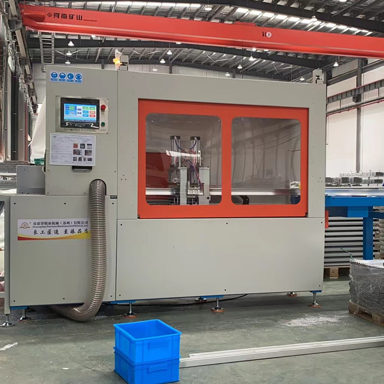 光伏行業(yè)鐘愛(ài)!這款全自動(dòng)角碼鋸,高效率+低損耗+超省料,產(chǎn)能拉滿還省錢(qián) 光伏行業(yè)鐘愛(ài)!這款全自動(dòng)角碼鋸,高效率+低損耗+超省料,產(chǎn)能拉滿還省錢(qián)